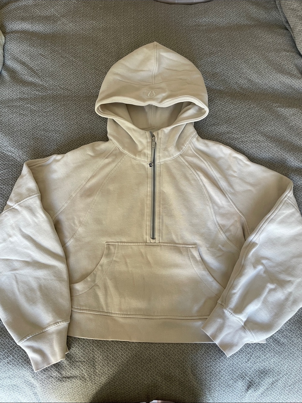 Lululemon scuba oversized 1/2 zip hoodie in bone size M/L